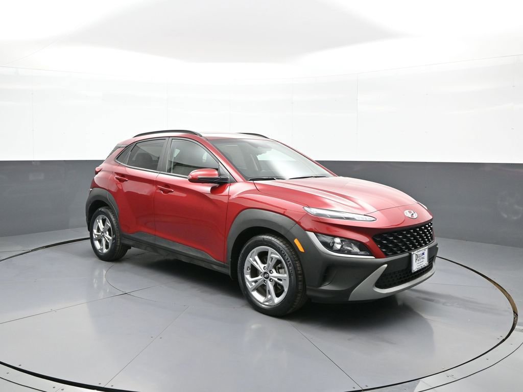 Certified 2023 Hyundai Kona SEL w/ Convenience Package AWD/4WD image 4