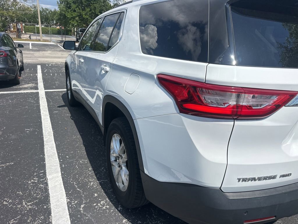Used 2018 Chevrolet Traverse LT AWD/4WD image 24