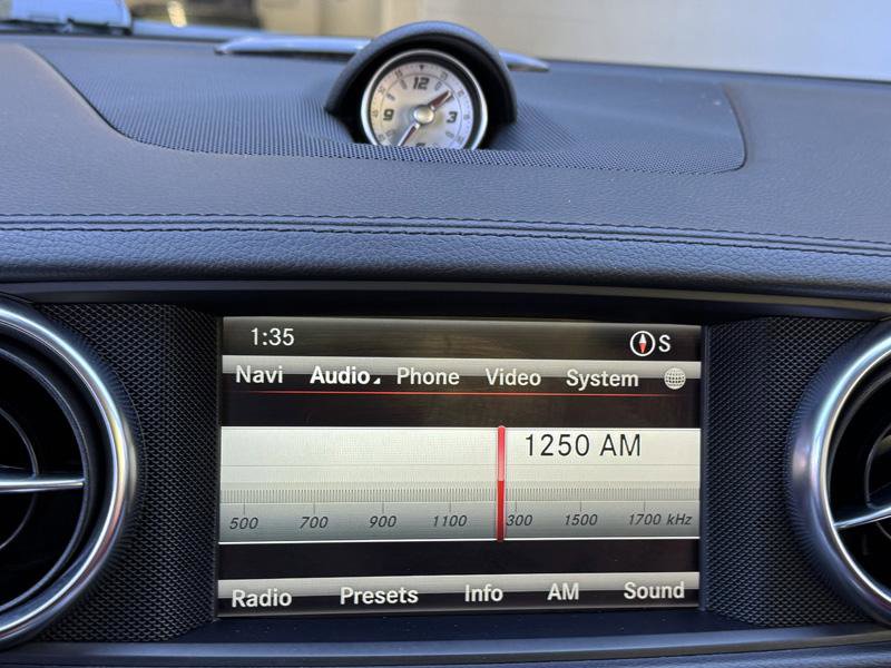 Used 2016 Mercedes-Benz SL 550 550 w/ Driver Assistance Package image 27