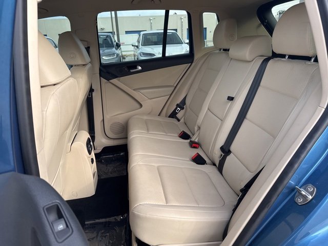 Used 2017 Volkswagen Tiguan S image 22