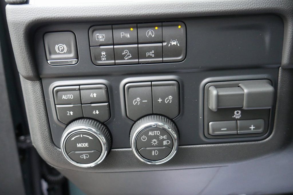 New 2026 Chevrolet Suburban RST w/ Advanced Technology Package image 11