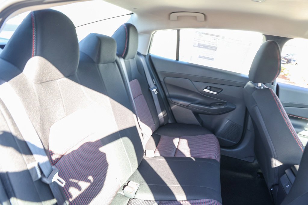 New 2027 Nissan Sentra SR FWD image 18