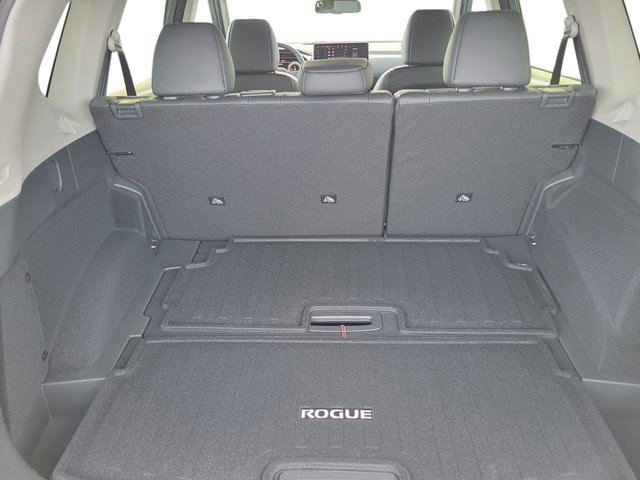 New 2025 Nissan Rogue SL image 29