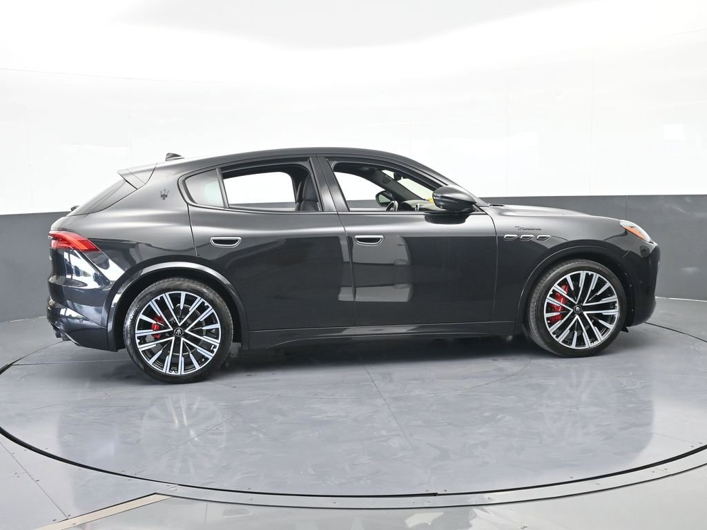 Used 2023 Maserati Grecale Modena image 7