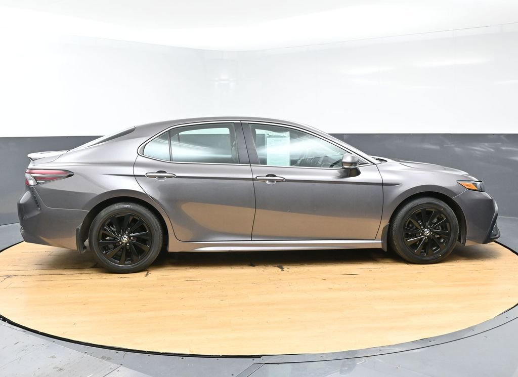 Used 2024 Toyota Camry SE FWD image 7