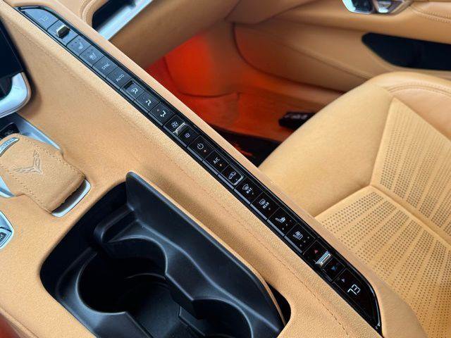 Used 2022 Chevrolet Corvette Stingray Premium Conv w/ Z51 Performance Package image 43