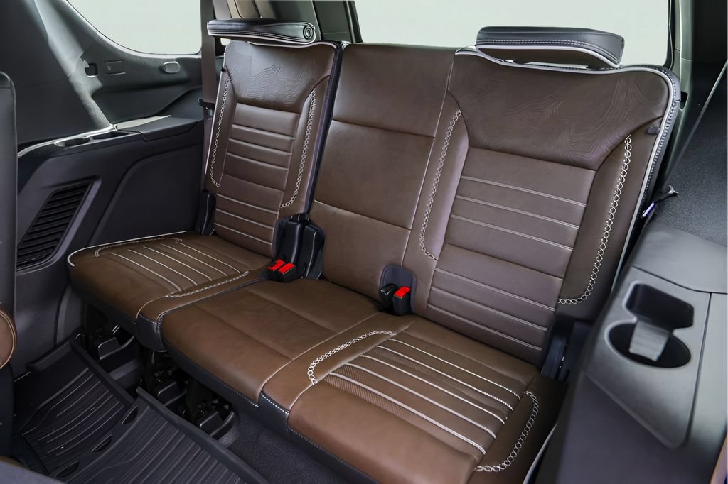 Used 2026 GMC Yukon Denali Ultimate AWD/4WD image 27