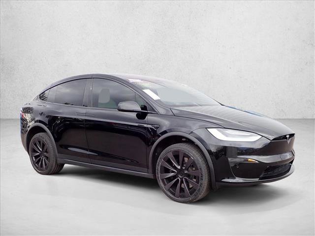 Used 2022 Tesla Model X Plaid image 6