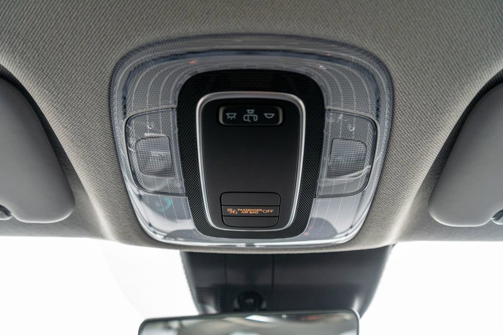 Certified 2025 Hyundai Elantra Blue image 18