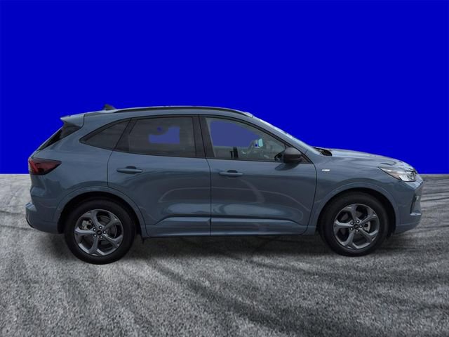 Certified 2024 Ford Escape ST-Line w/ Tech Pack #1 FWD image 3