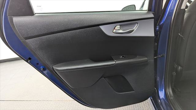 Used 2022 Kia Forte LXS image 16