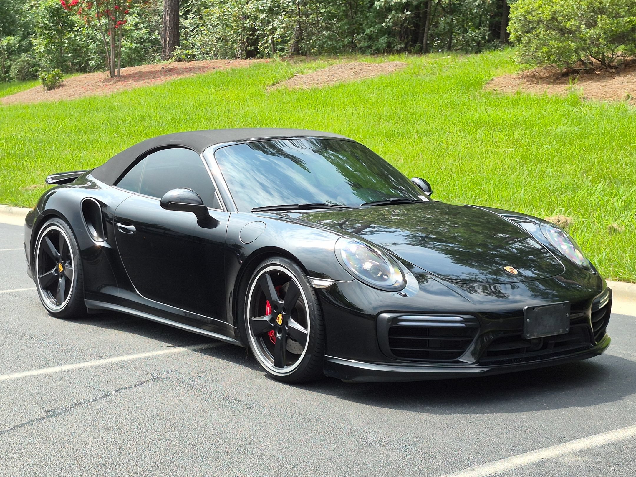 Certified 2018 Porsche 911 4 Cabriolet AWD/4WD image 25