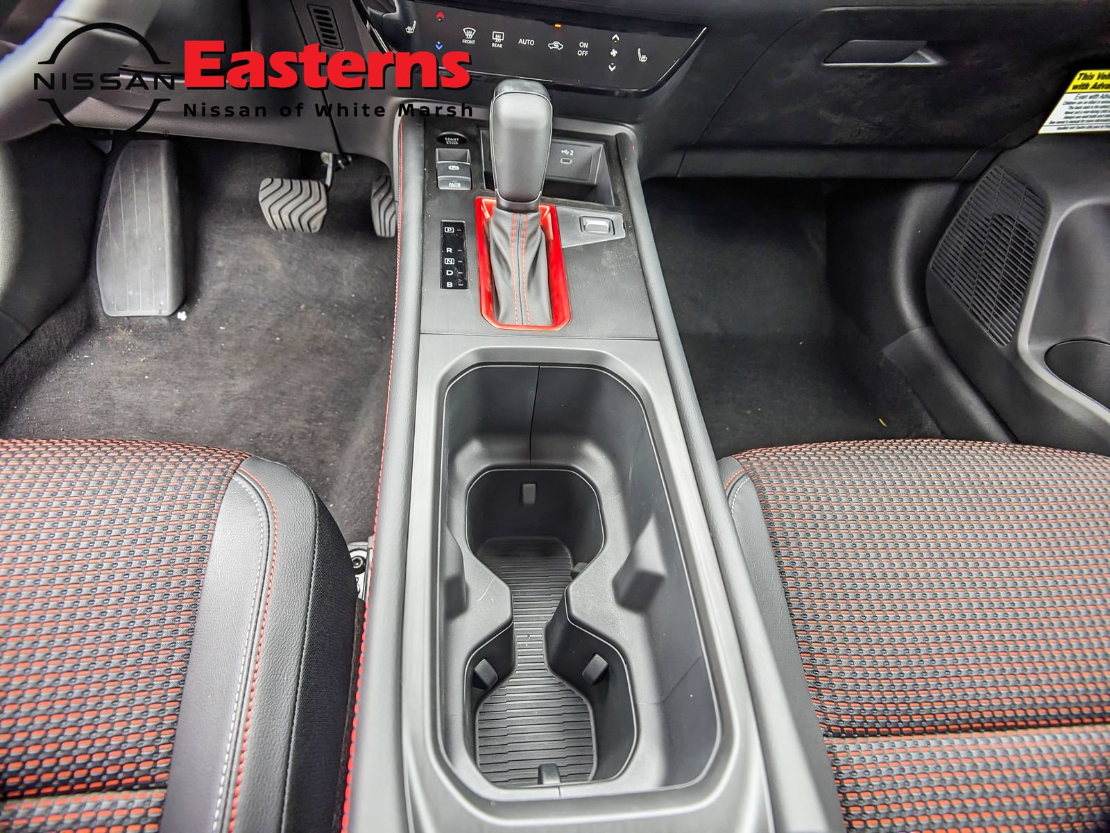 New 2026 Nissan Kicks SR w/ Cold Weather Package AWD/4WD image 15