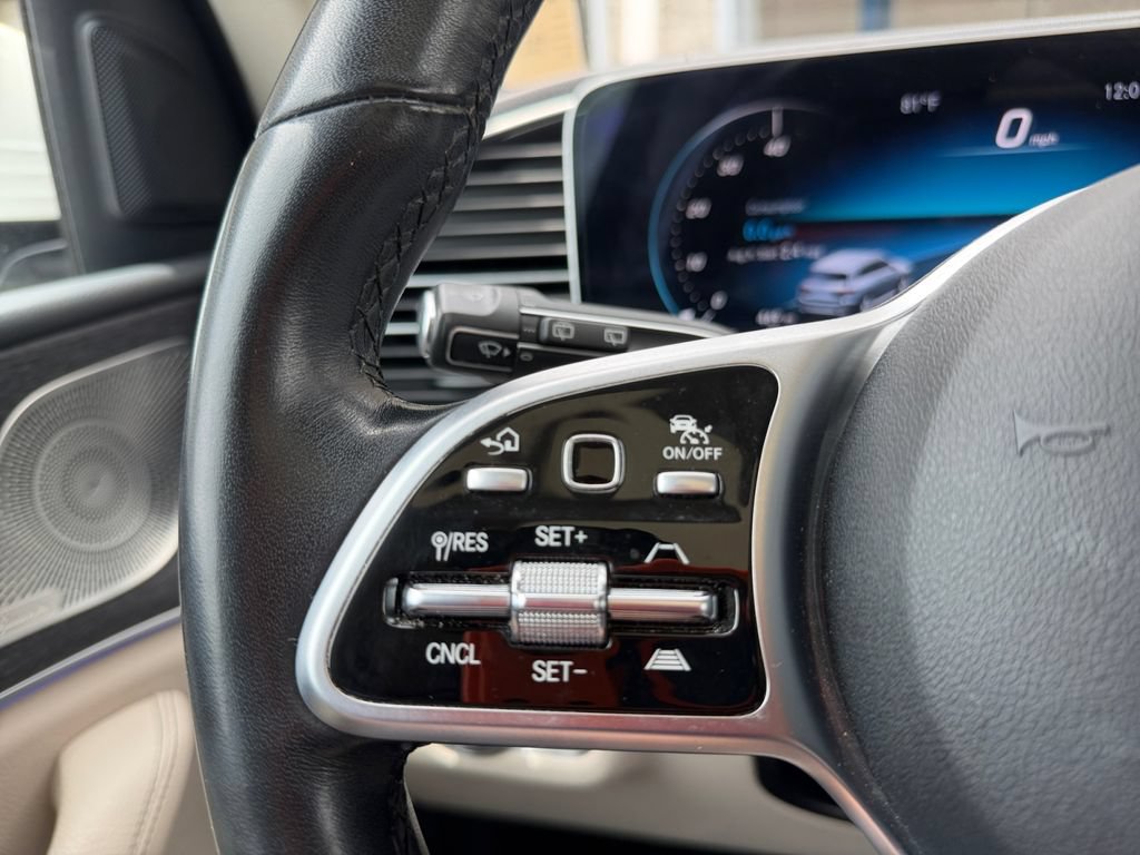 Used 2022 Mercedes-Benz GLS 450 4MATIC image 21