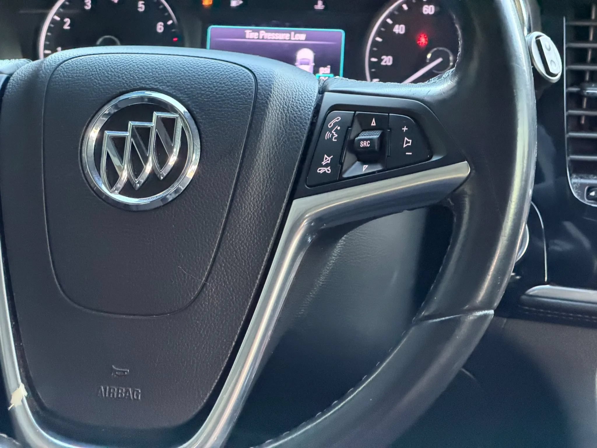 Used 2019 Buick Encore Preferred AWD/4WD image 25