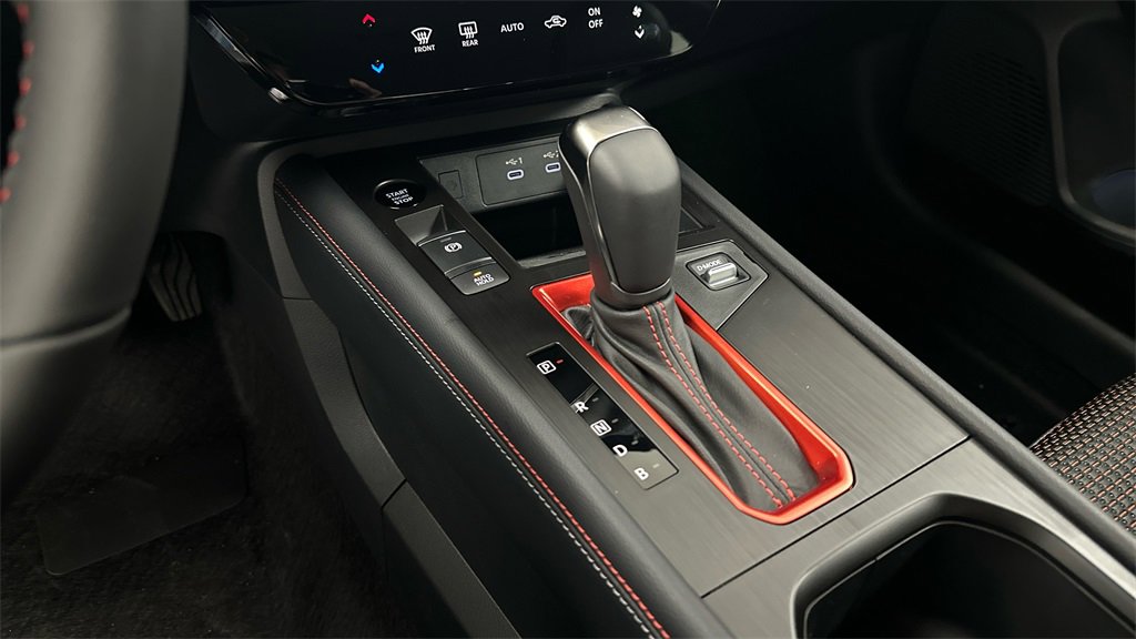 New 2025 Nissan Kicks SR w/ Interior Electronics Package image 16