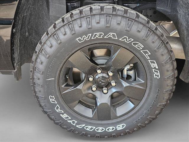 Used 2026 RAM 1500 Warlock AWD/4WD image 17