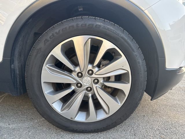 Used 2018 Buick Encore Preferred image 4