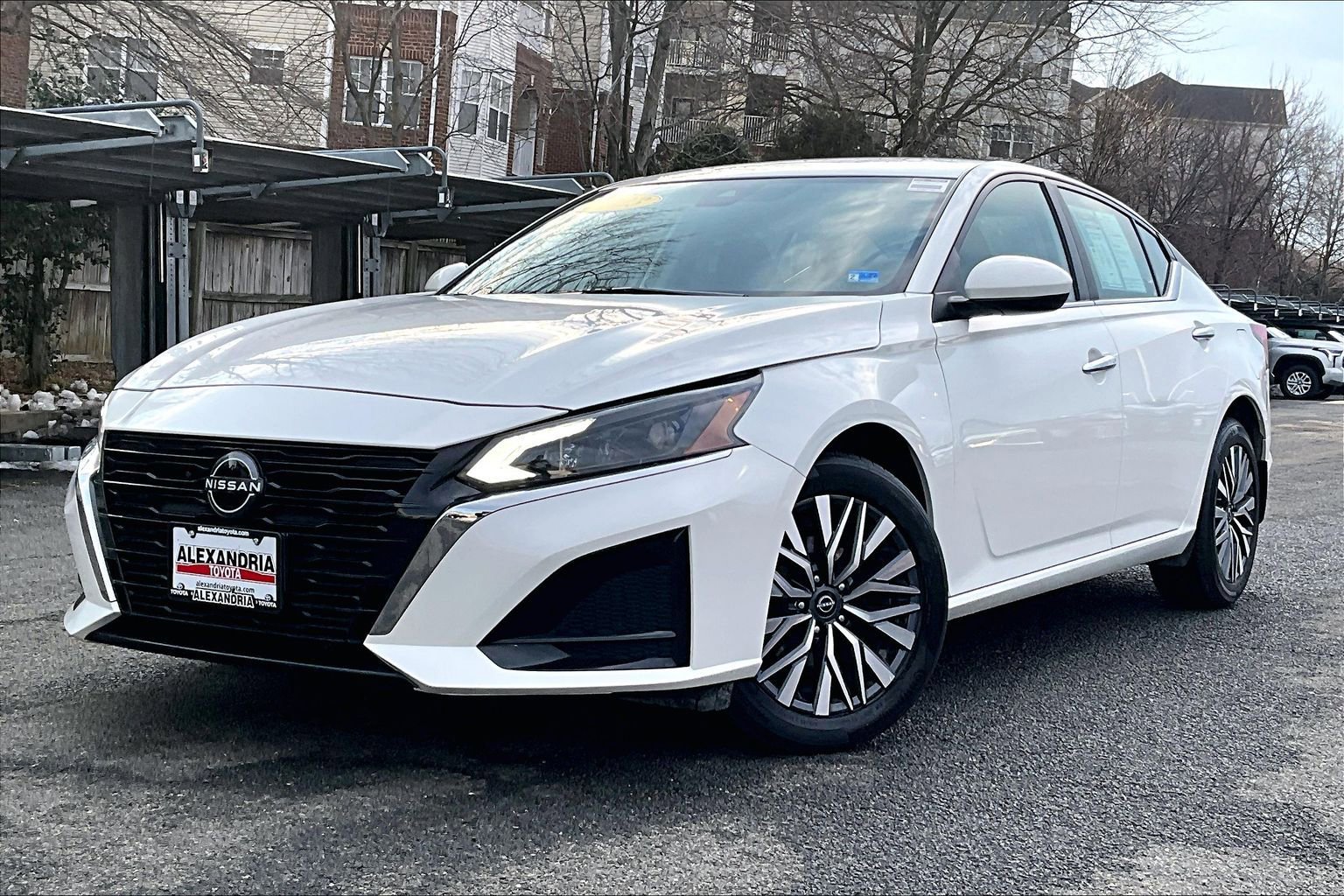 Used 2023 Nissan Altima 2.5 SV