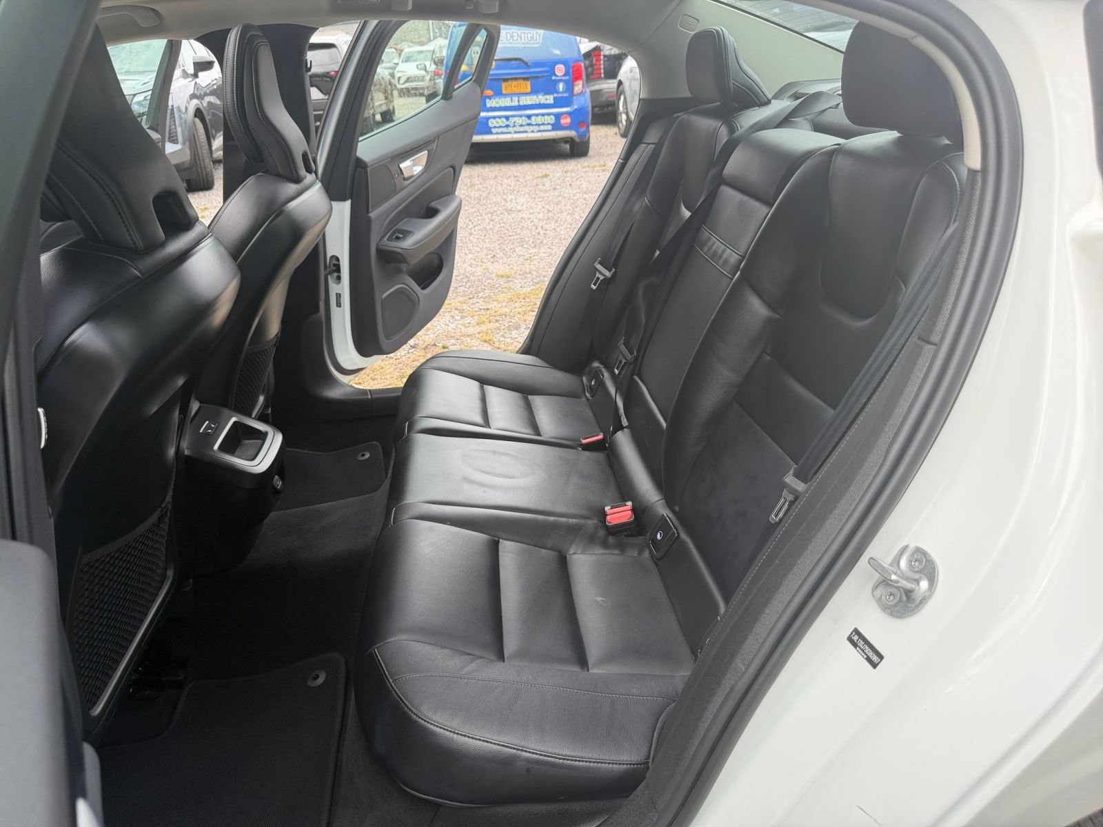 Used 2025 Volvo S60 B5 Core AWD/4WD image 39