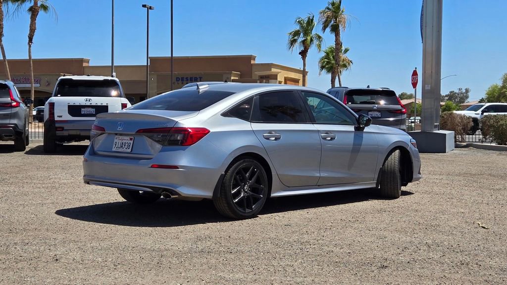 Used 2024 Honda Civic Sport image 4