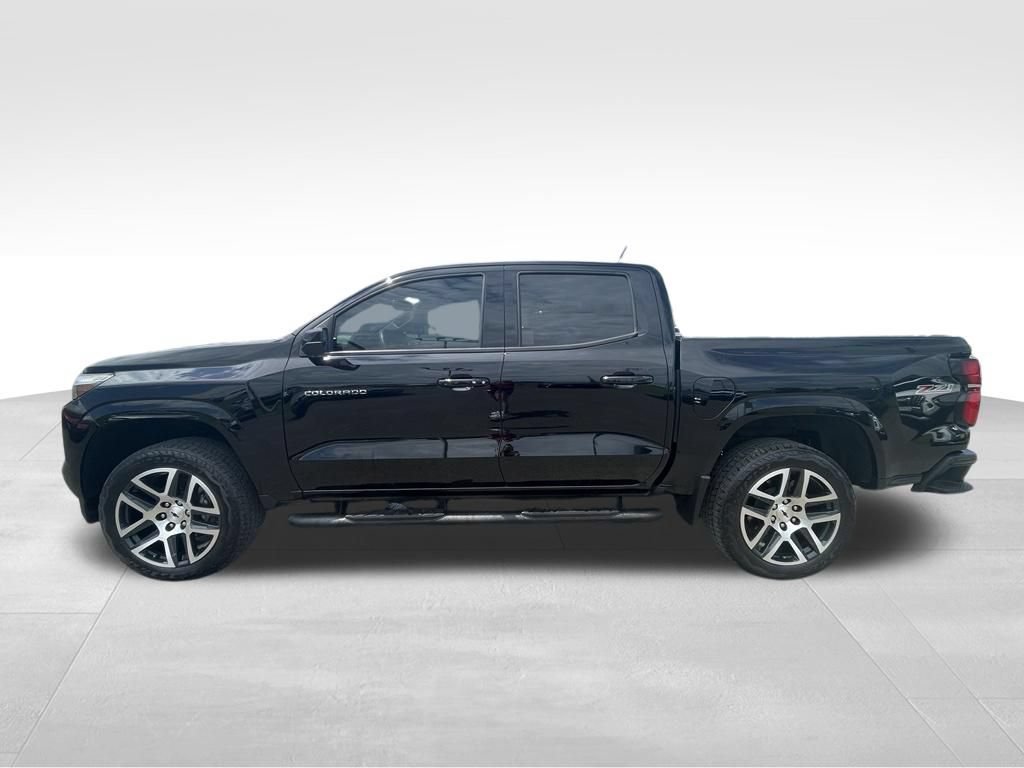Used 2023 Chevrolet Colorado Z71 w/ Z71 Convenience Package 2 AWD/4WD image 14