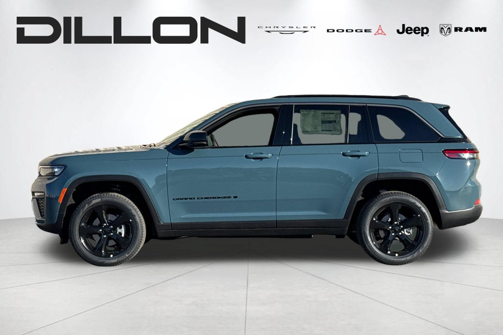 New 2026 Jeep Grand Cherokee Limited AWD/4WD image 6