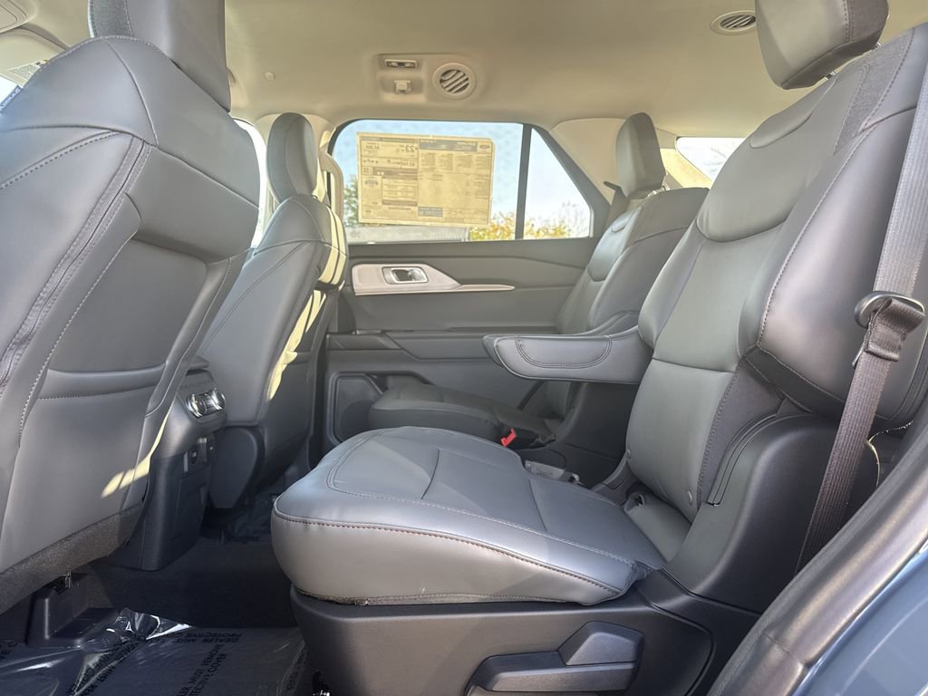 New 2026 Ford Explorer Active image 36