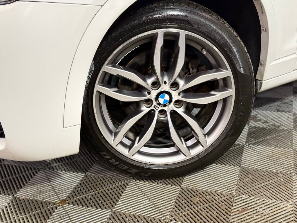 Used 2016 BMW X4 xDrive28i image 2