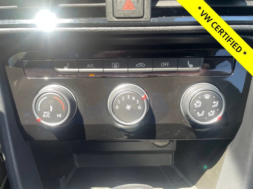 Certified 2023 Volkswagen Taos SE FWD image 22
