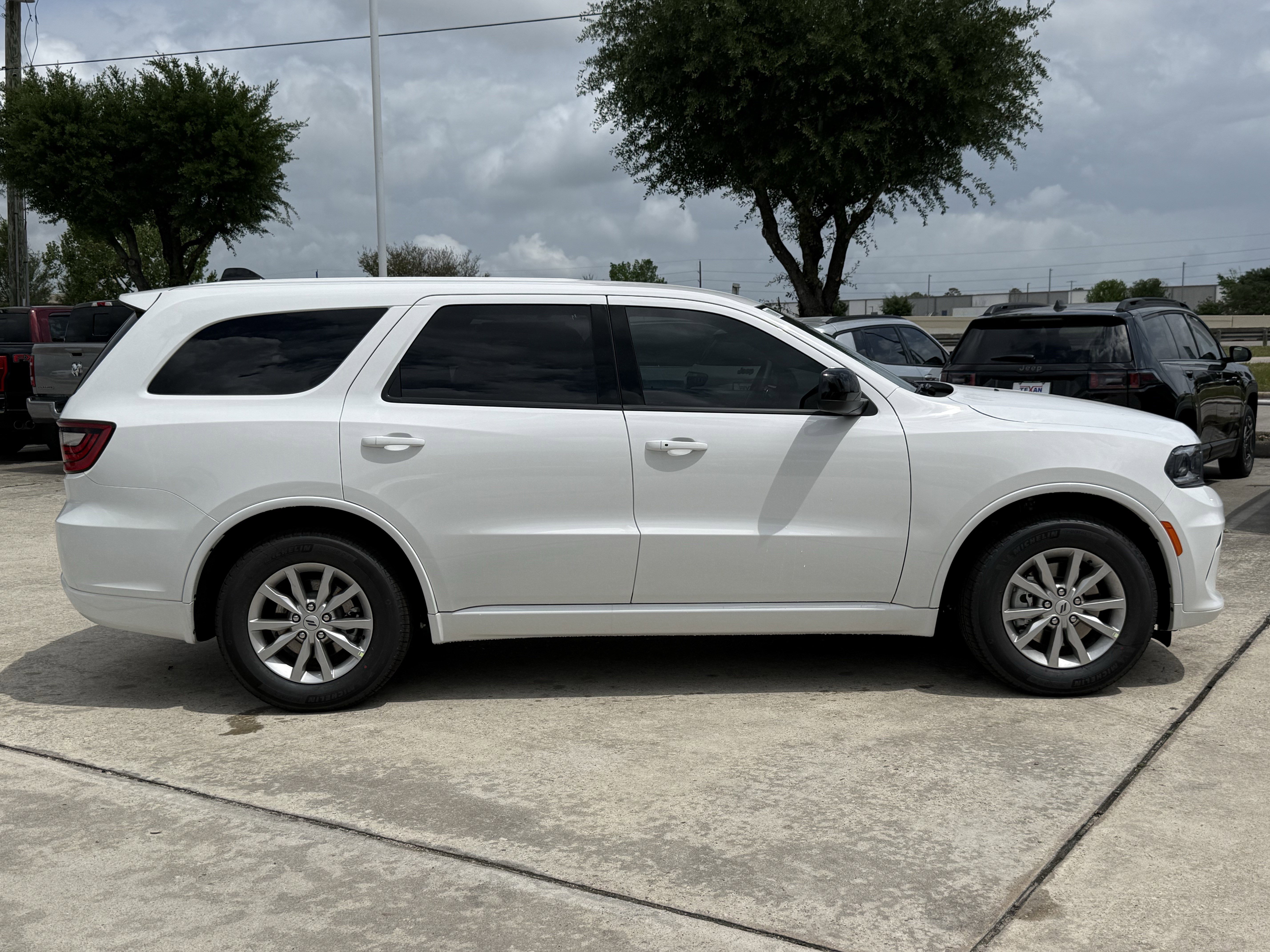 New 2026 Dodge Durango GT image 3