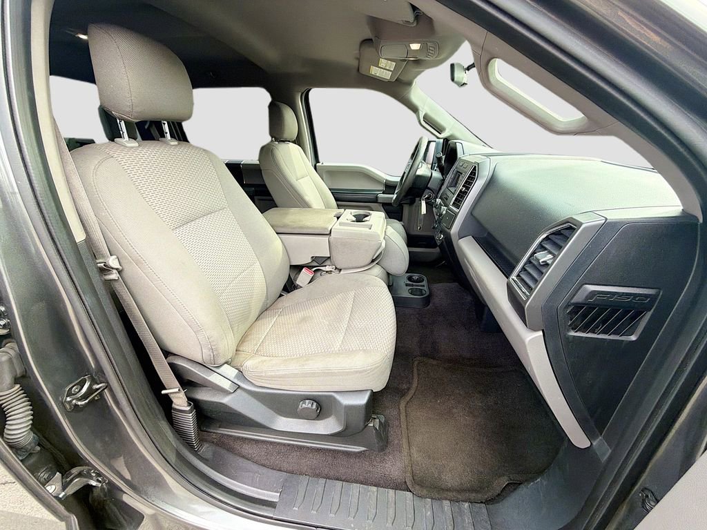 Used 2016 Ford F150 XLT image 13