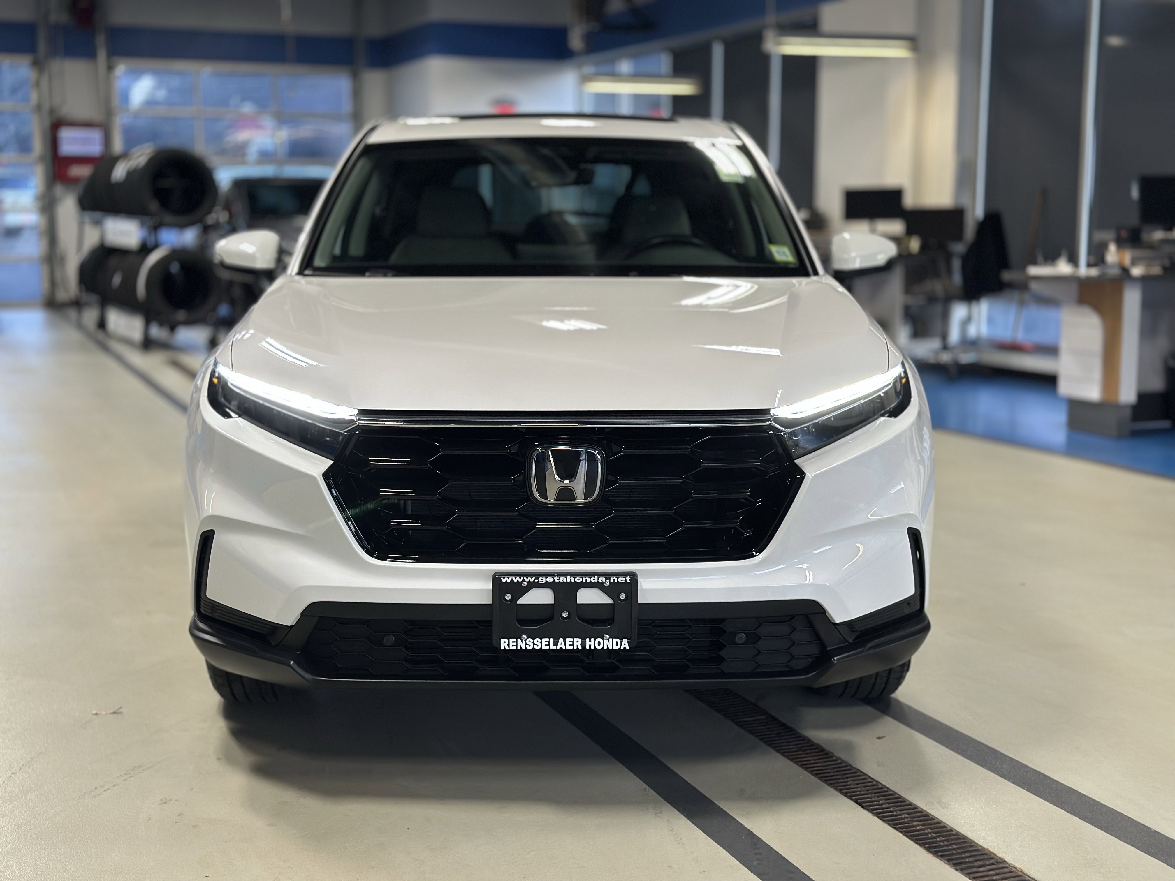 Used 2026 Honda CR-V EX-L image 2