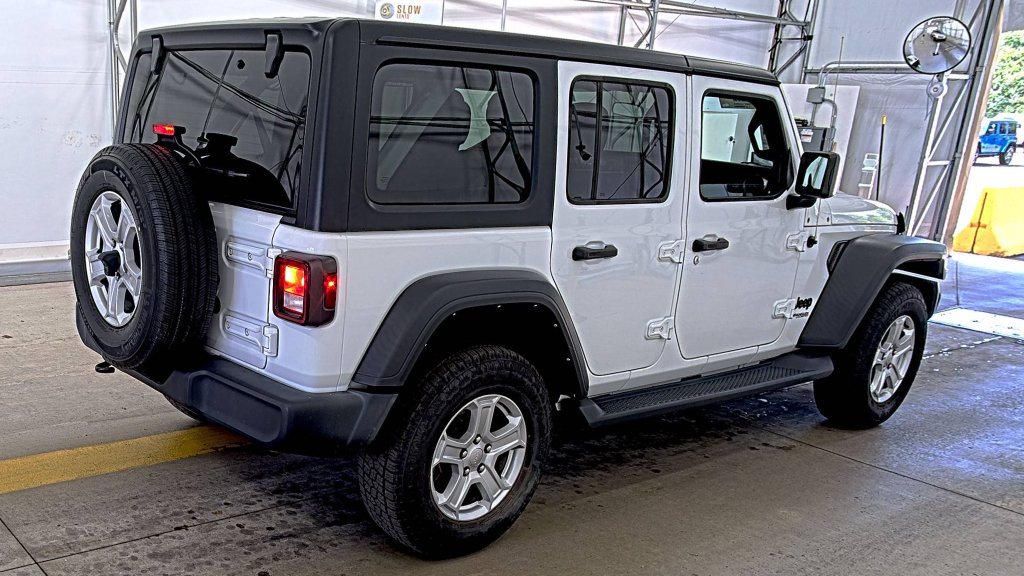 Used 2022 Jeep Wrangler Unlimited Sport AWD/4WD image 2