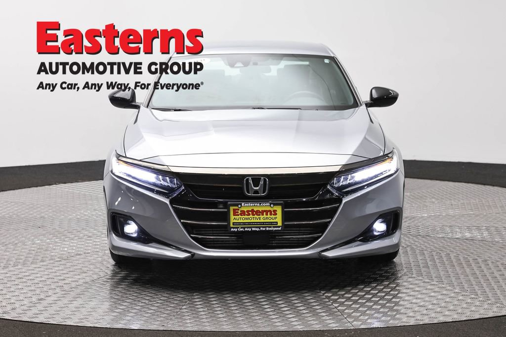 Used 2022 Honda Accord Sport image 2