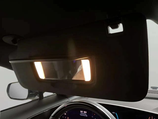 Used 2023 Cadillac Lyriq 2WD image 58