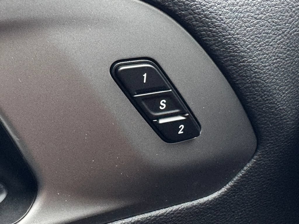 New 2027 Chrysler Pacifica Select FWD image 26