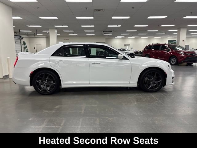 Used 2023 Chrysler 300 S w/ Comfort Group RWD image 8