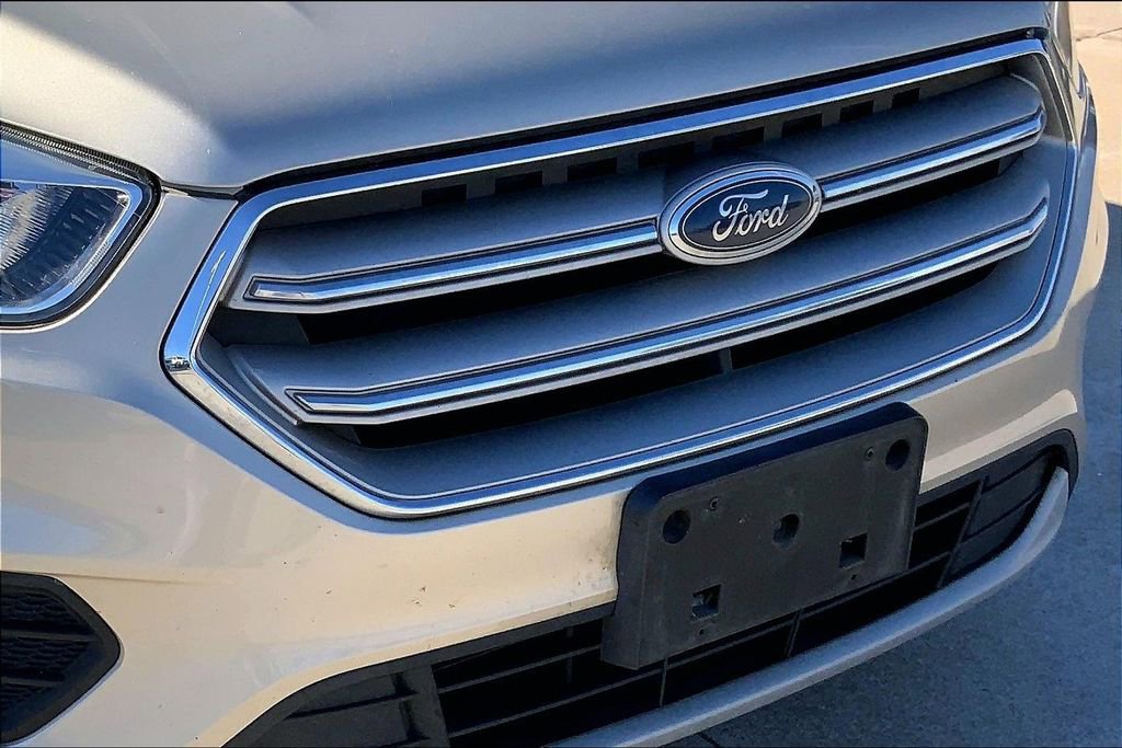 Used 2018 Ford Escape SE image 26