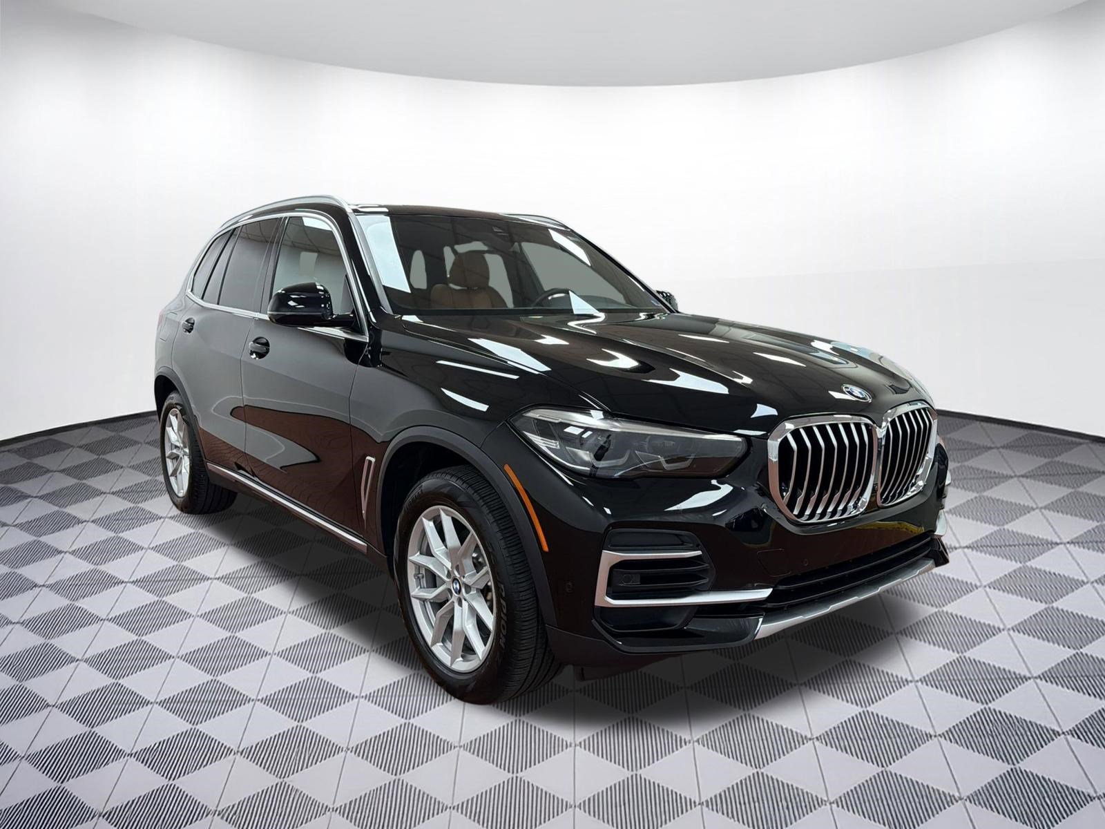 Certified 2023 BMW X5 xDrive40i w/ Climate Comfort Package image 7