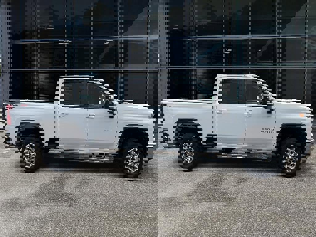 Used 2024 Chevrolet Silverado 2500 LT image 8