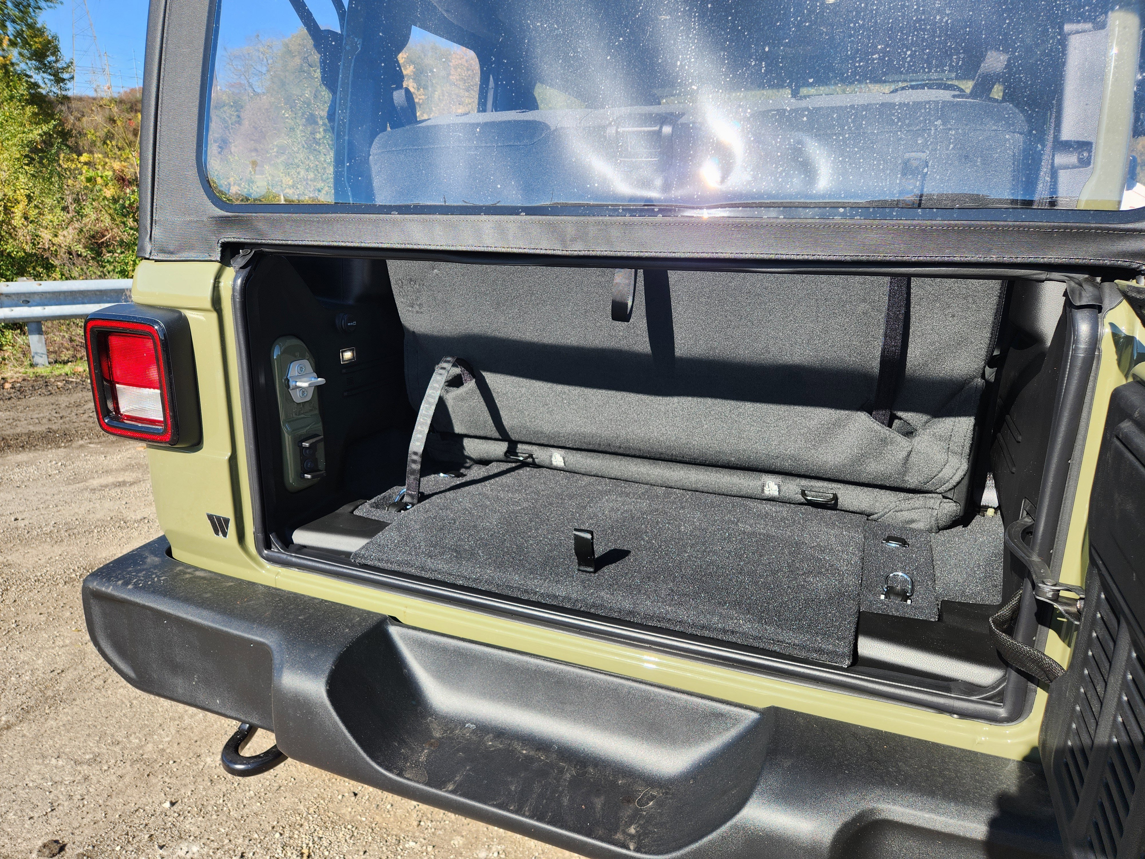 Used 2026 Jeep Wrangler Sport AWD/4WD image 7