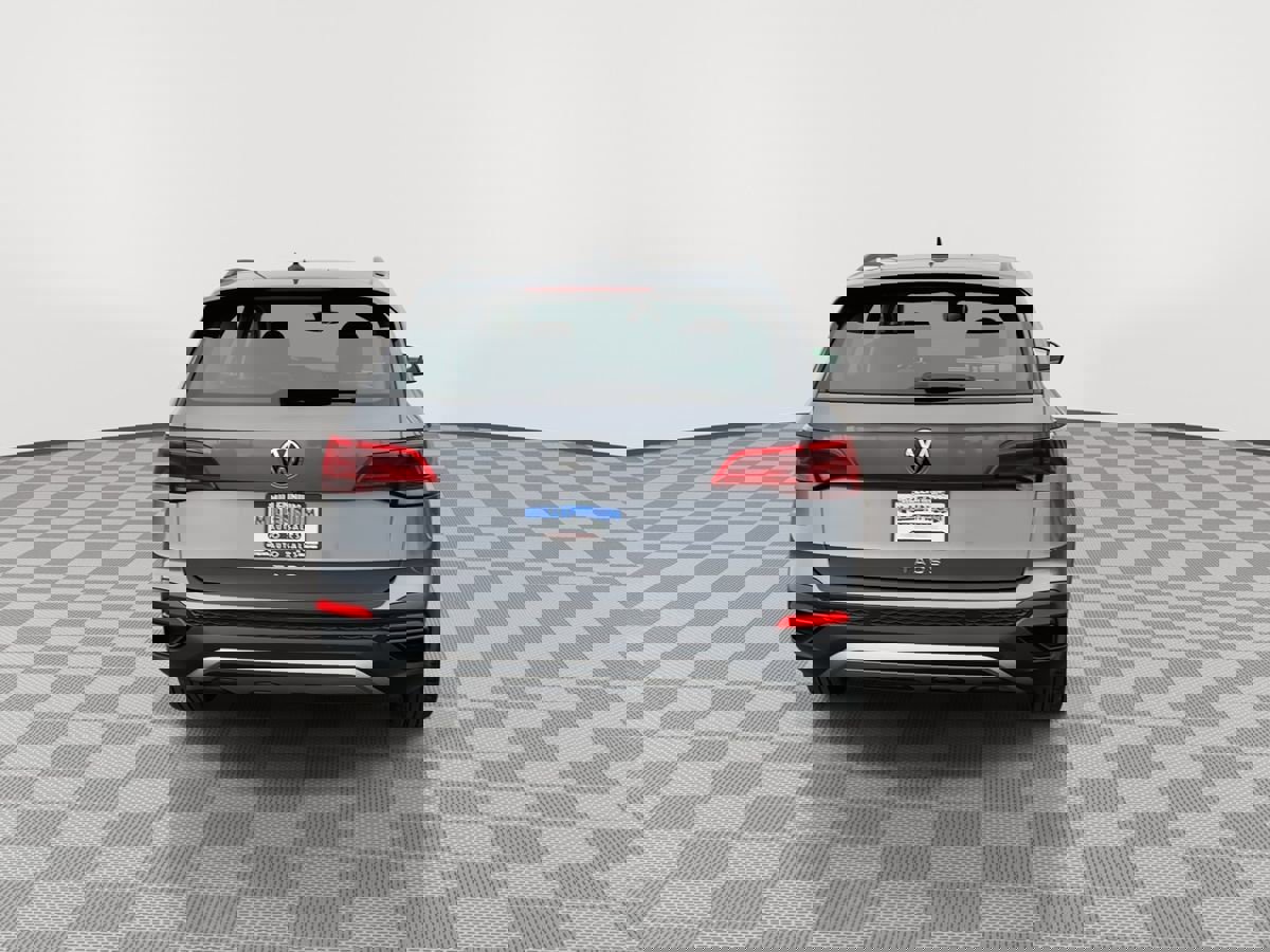 Used 2024 Volkswagen Taos S image 6