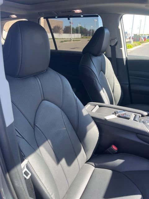 Used 2024 Toyota Grand Highlander Limited image 12