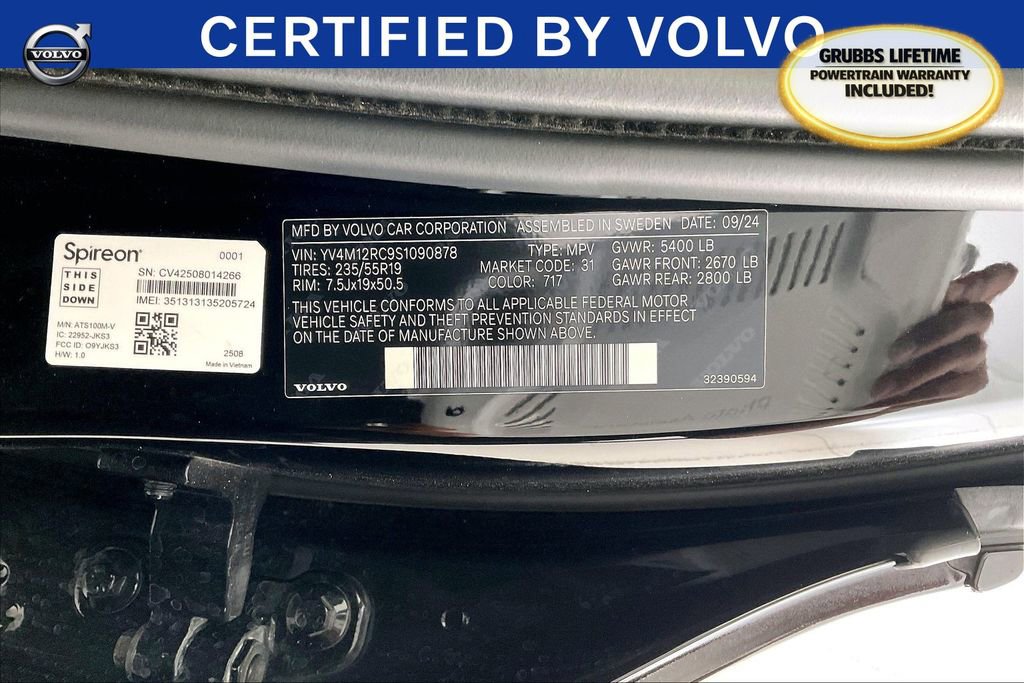 Certified 2025 Volvo XC60 B5 Plus image 43