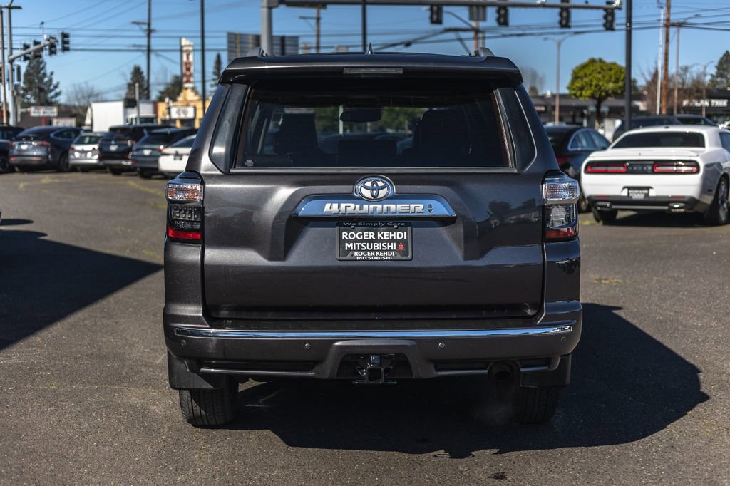 Used 2021 Toyota 4Runner Limited image 9