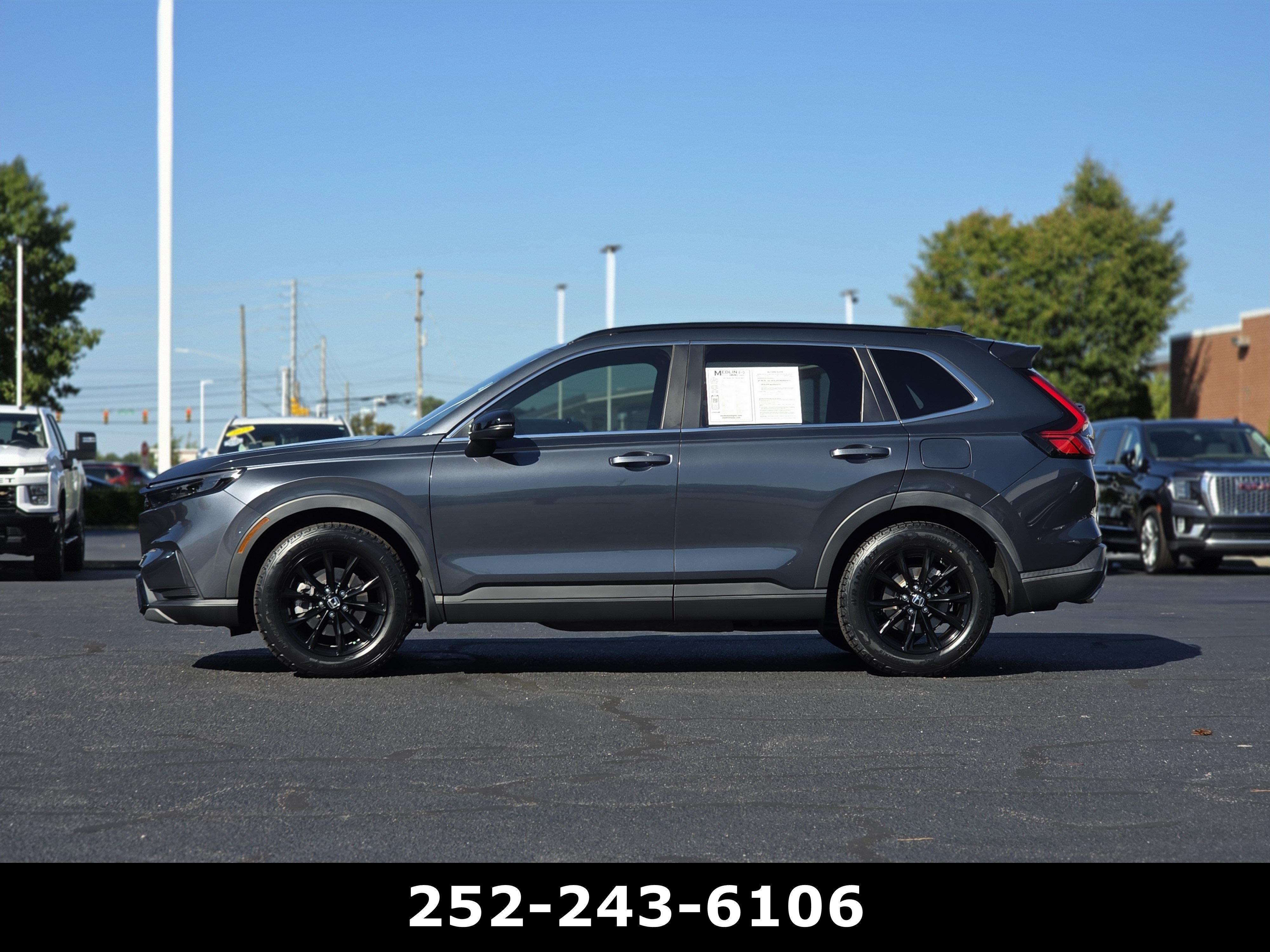 Used 2023 Honda CR-V Sport image 4