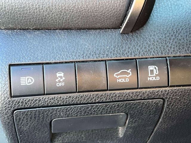 Used 2021 Toyota Camry XLE image 22