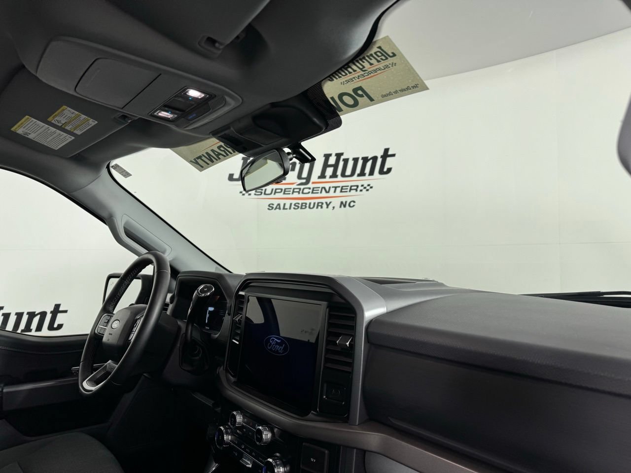 Used 2025 Ford F150 XLT w/ Equipment Group 301A Standard AWD/4WD image 26