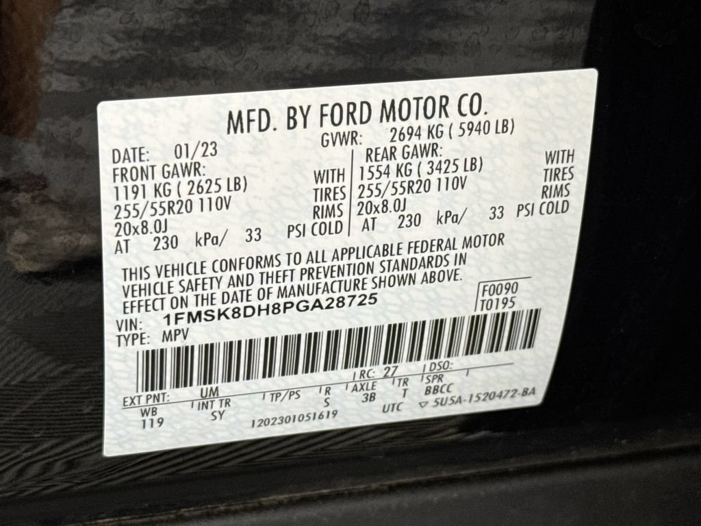 Used 2023 Ford Explorer XLT w/ Equipment Group 202A AWD/4WD image 34